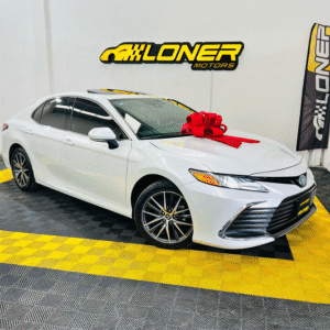 TOYOTA CAMRY XLE HV 2024