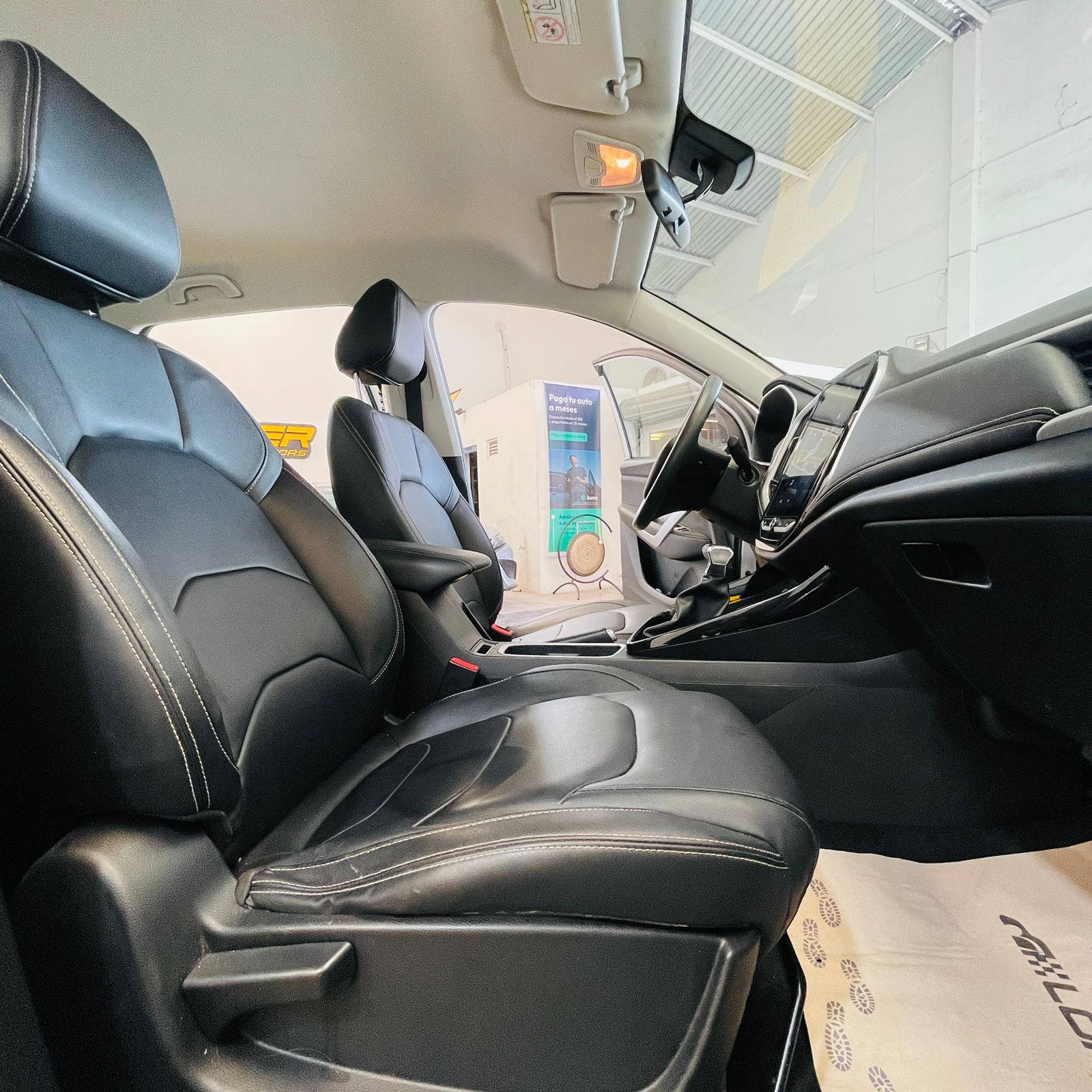 CHEVROLET CAPTIVA LT 2023 - Image 12