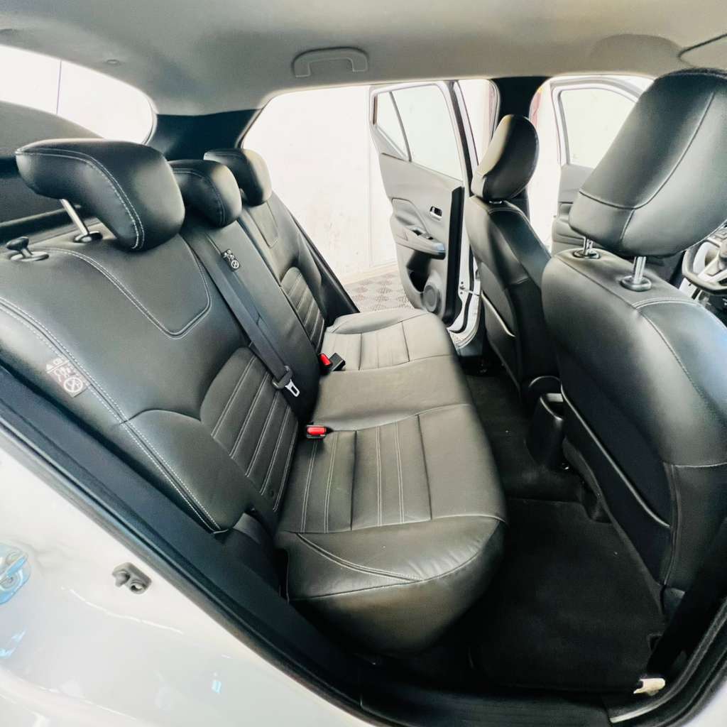 NISSAN KICKS EXCLUSIVE 2018 - Image 13