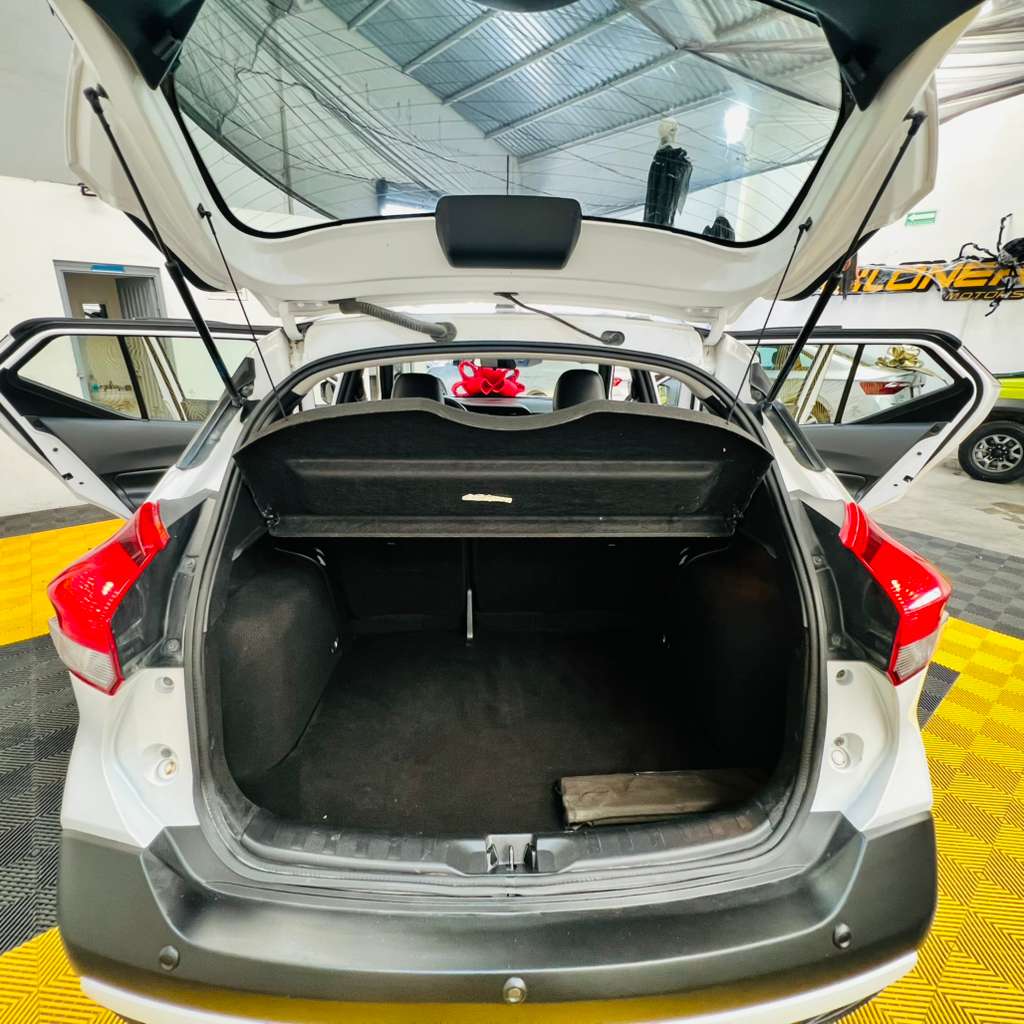 NISSAN KICKS EXCLUSIVE 2018 - Image 14