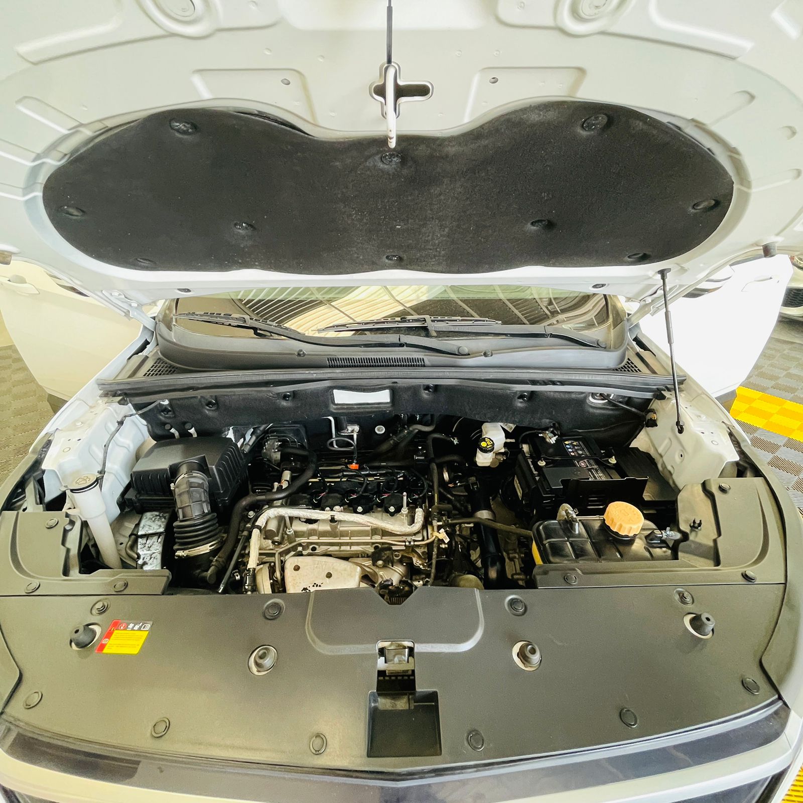 CHEVROLET CAPTIVA LT 2023 - Image 16