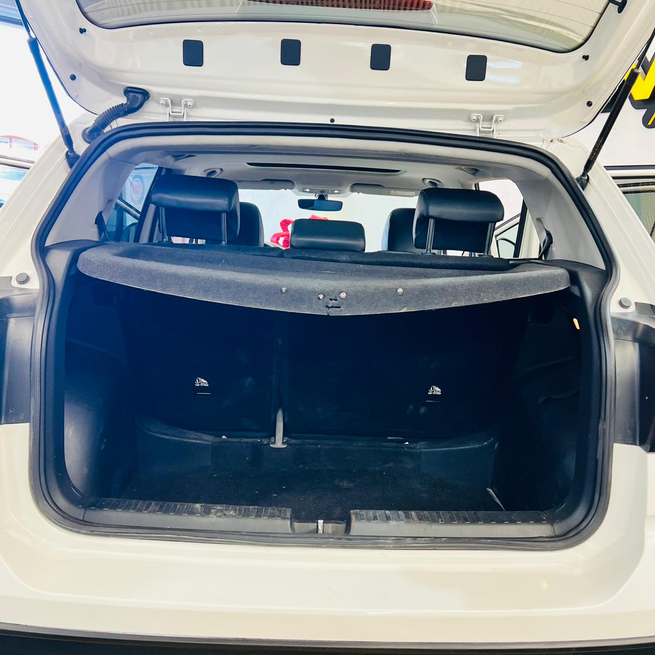 VOLKSWAGEN TAIGUN HIGHLINE 2023 - Image 18