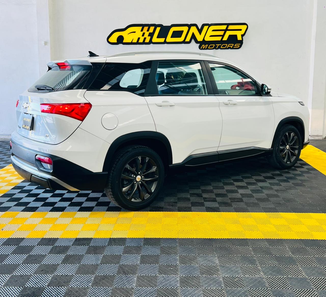 CHEVROLET CAPTIVA LT 2023 - Image 4