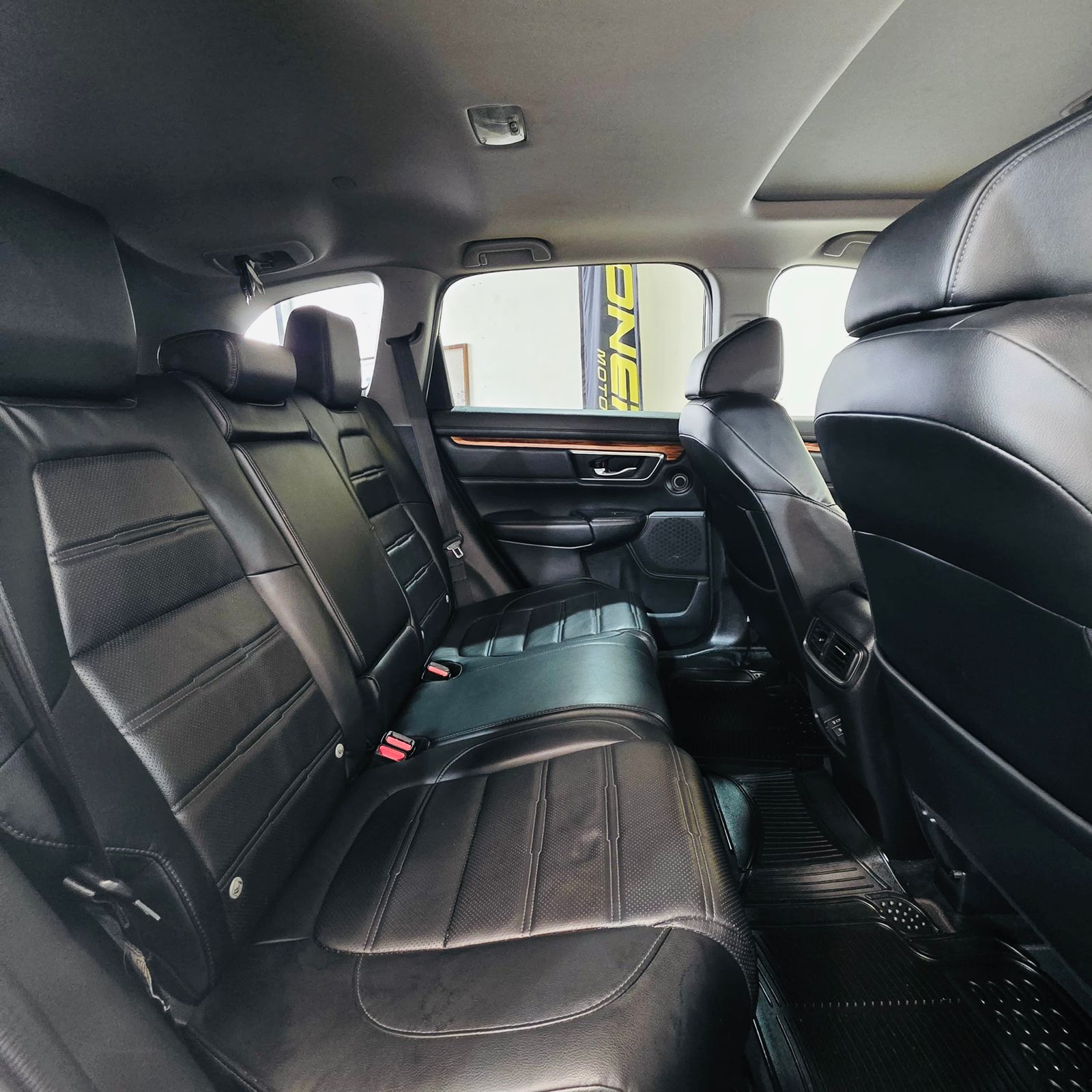 HONDA CRV TOURING 2019 - Image 16